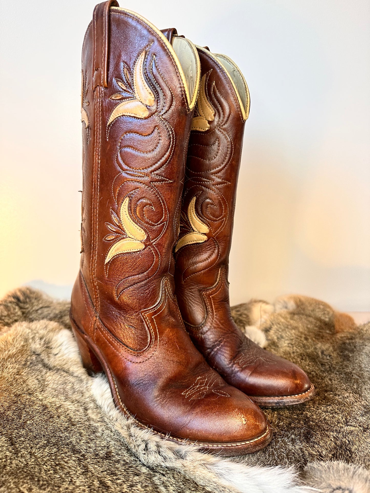 Vintage Brown made in the USA Cowgirl Boots